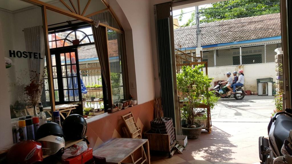 Little Home Hostel Vinh Hai Exterior foto
